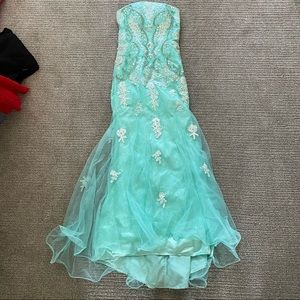 Prom dress